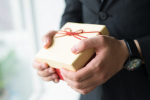 5 Brilliant Gift Set Ideas For Corporate Annual Day