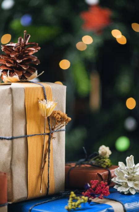 Premium festive gift boxes and luxury hampers online in Chandigarh
