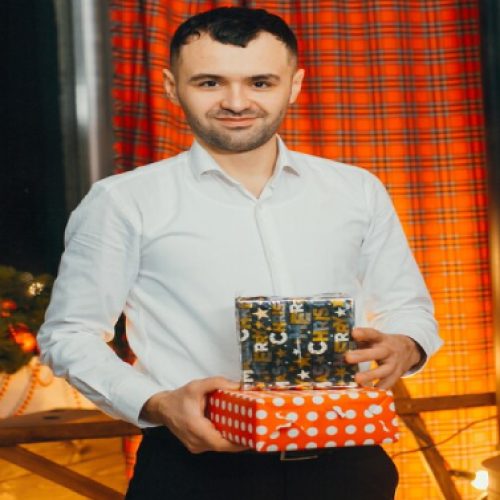 Corporate Gifting Ideas for Clients- Strengthening Business Bonds Through Thoughtful Gifting